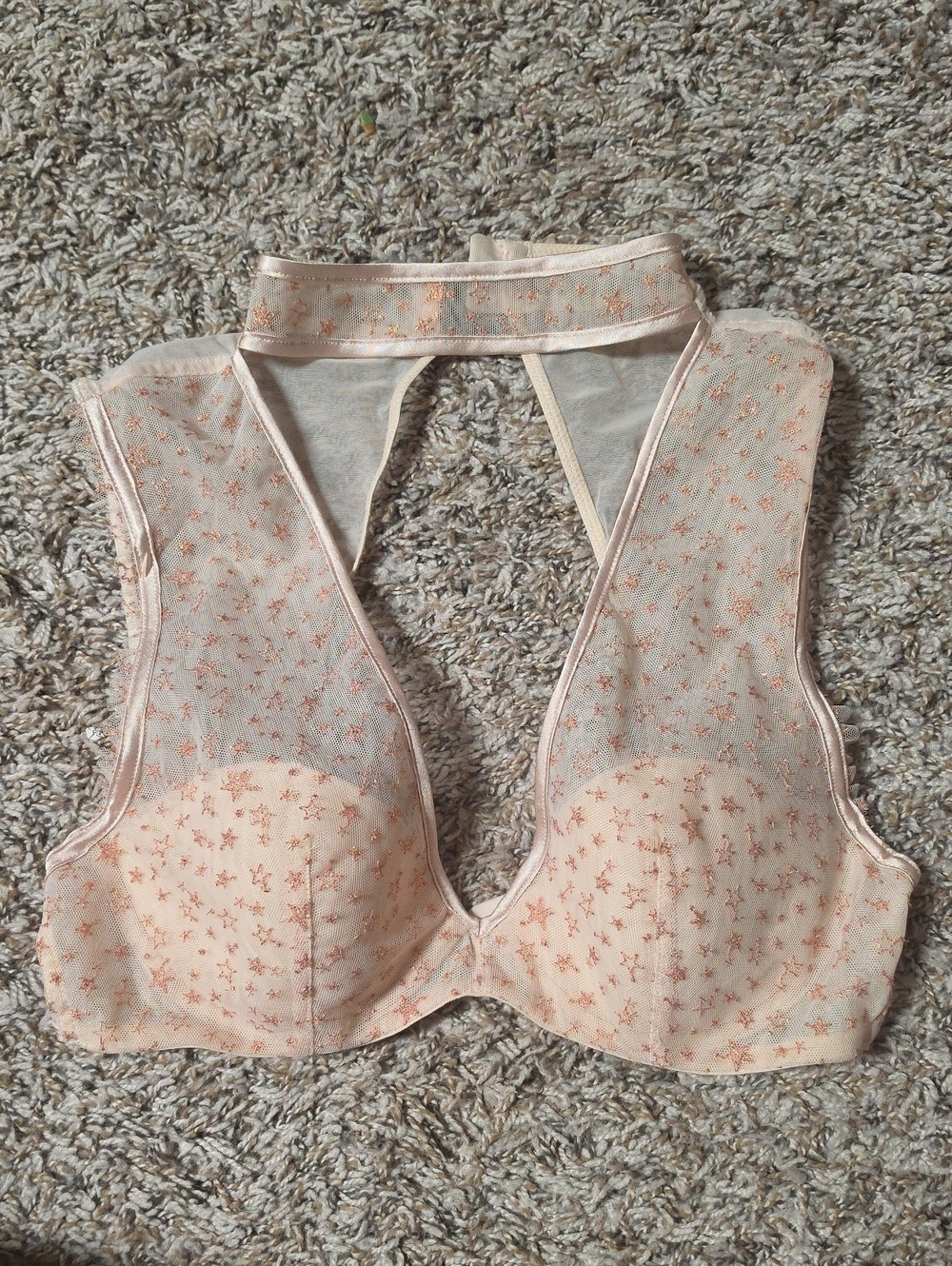 Victoria's Secret - Sheer Star-Print Plunge Bra in Peach